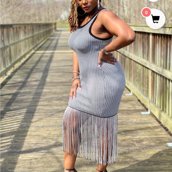 Rehab Lab Black & White Striped Sleeveless Bodycon Dress Size Large Tassels - Picture 2 of 10